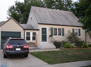 17 Bergen Ave, Bellmawr, NJ 08031