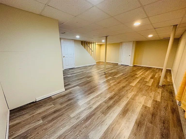 6650 Schreiner St E — Photo 28