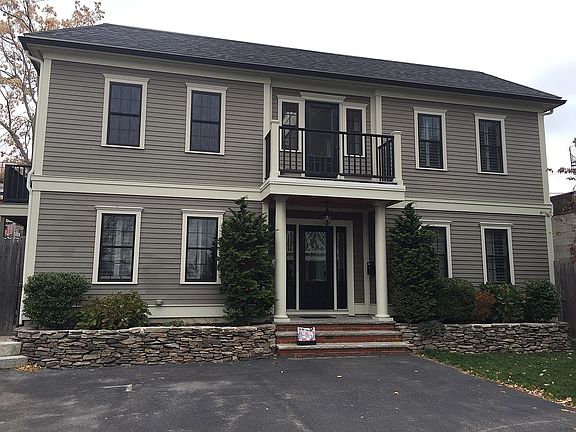 2nd image of 718 E 8th St #5