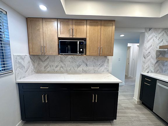 2nd image of 9395 Pennsylvania Ave APT 40