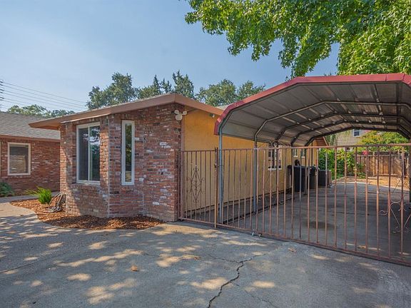 2nd image of 8107 Niessen Way