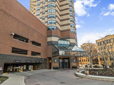 3660 N Lake Shore Dr APT 2712, Chicago, IL, 60613