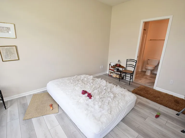 18153 Lisbon Dr — Photo 13