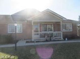 3697 Colony Hill Dr, Zanesville, OH 43701