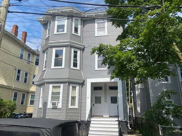 40 Cherry St, Somerville, MA 02144