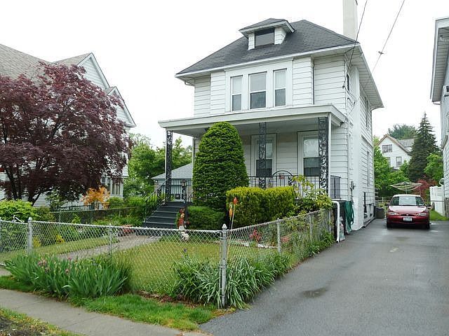 1st image of 139 Villa Ave