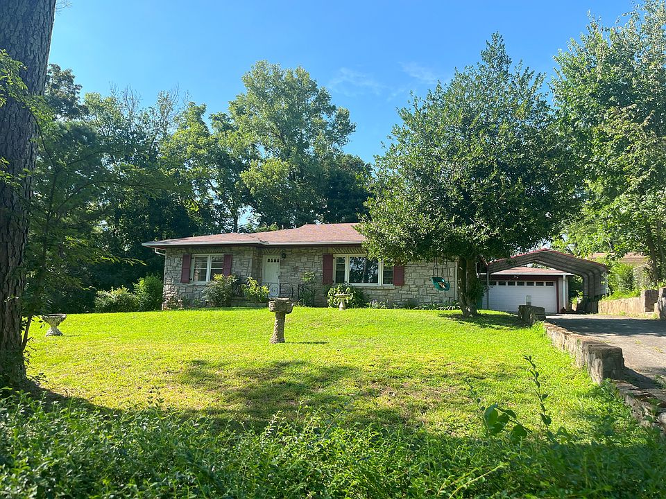 1st image of 948 Norman Dr