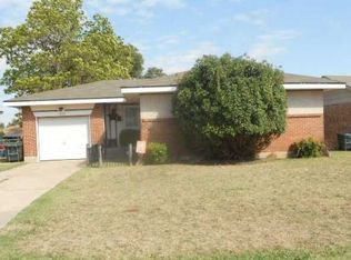 909 Stiver Dr, Midwest City, OK 73110
