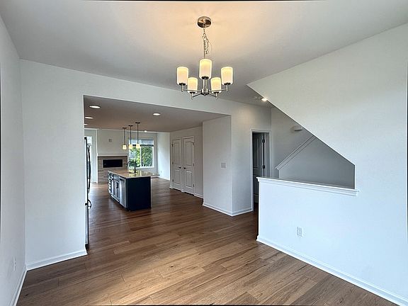 5th image of 2793 Bristol Ridge Dr #1