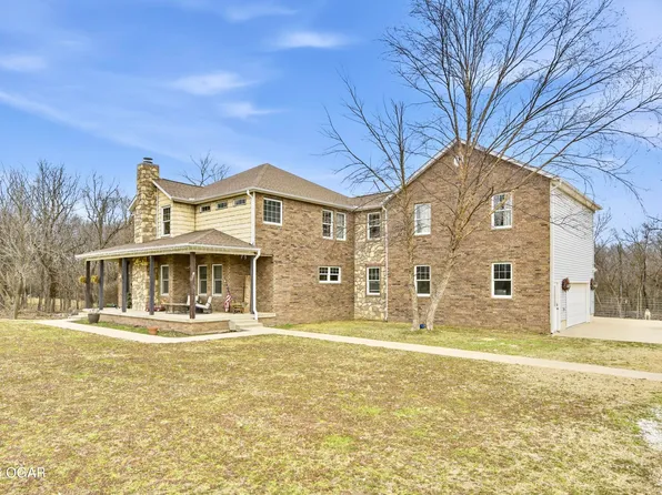 1761 N East St, Webb City, MO 64870