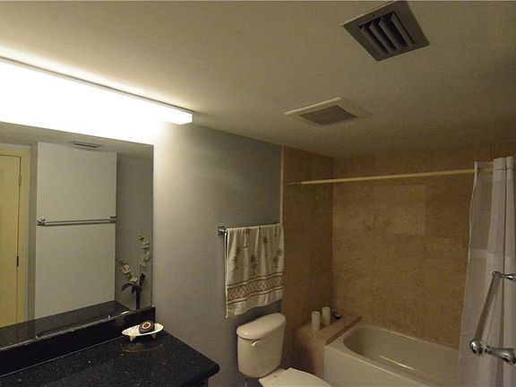 2nd image of 2401 Bayshore Blvd Unit 102