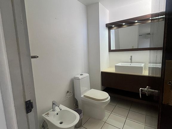 5th image of 199 Condominio Monte Atenas #206