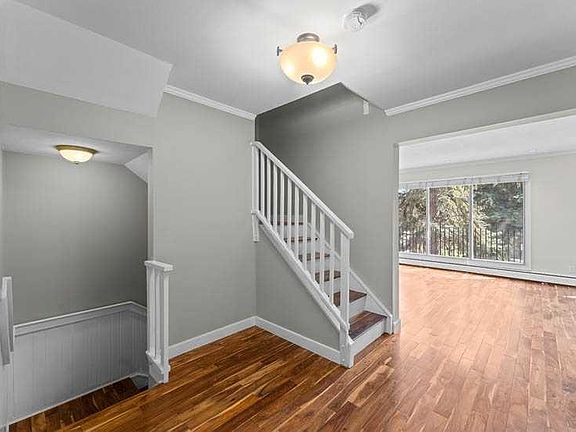 4th image of 3130 S 66th Ave SW #810