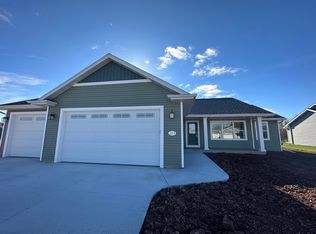 2153 Brie Ct, Menasha, WI 54952
