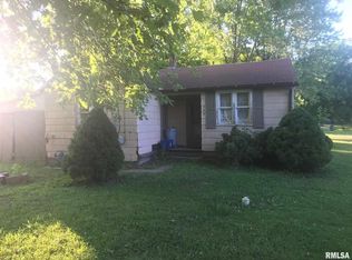 307 Young St, Colchester, IL 62326