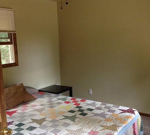 5th image of 657 Rose Ln