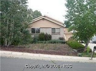 6875 Riverwood Ln, Colorado Springs, CO 80918