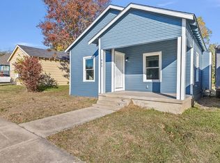 959 E Broadway St, Fort Worth, TX 76104