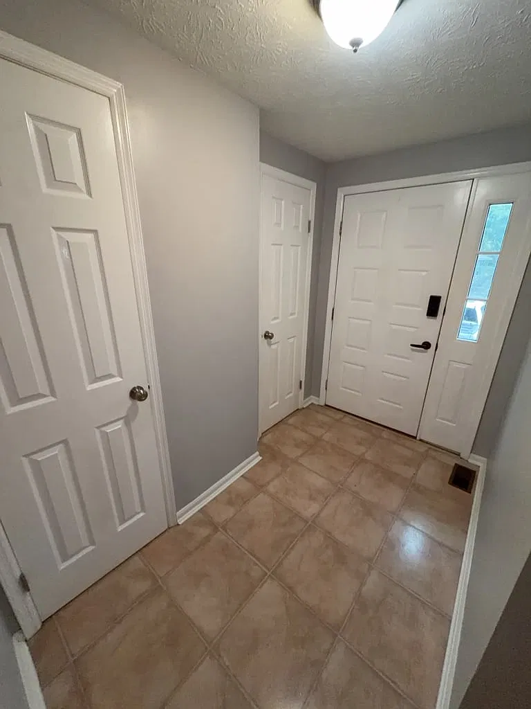 753 Woodlyn Drive South — Photo 2