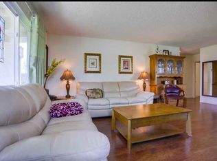 760 Pearwood St, Oceanside, CA 92057