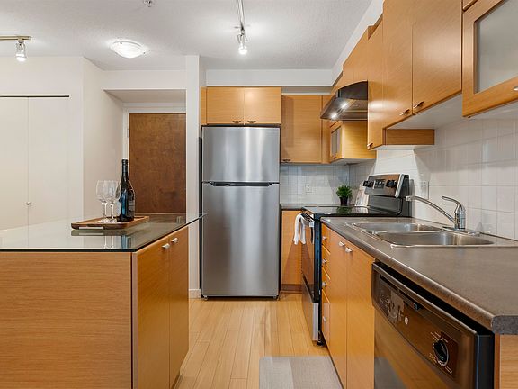 5th image of 10707 139th St #216