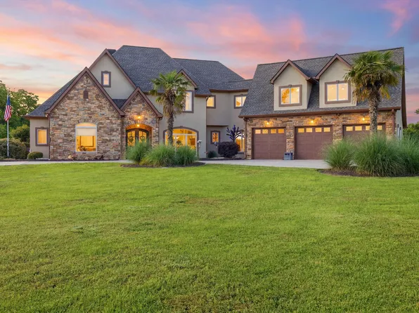 222 Cross Creek Dr, Ringgold, GA 30736