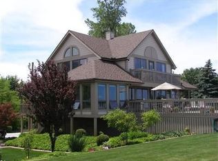 11985 Dike Rd, Curtice, OH 43412