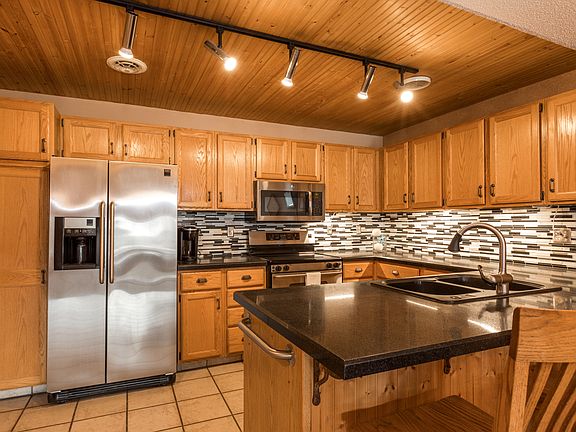 5th image of 15525 Harbor Dr Unit 2