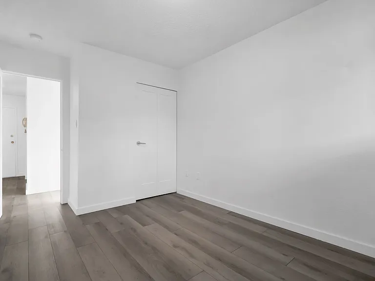 1010 McKenzie Ave #203 — Photo 18