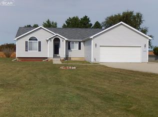 10701 Wilkinson Rd, Lennon, MI 48449