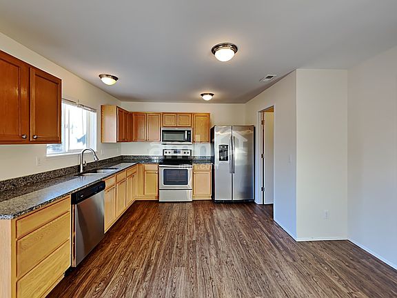 5th image of 20303 46th Ave E