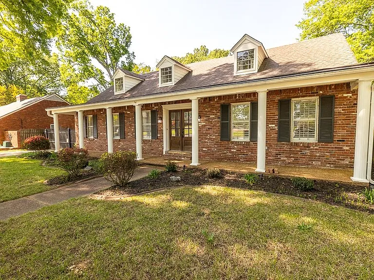 1539 Brookside Dr — Photo 26