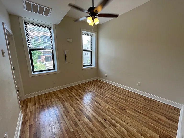 4028 Liberty Ave #4 — Photo 8