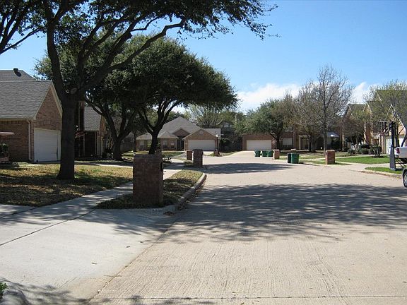 4th image of 3609 Gaitland Cir