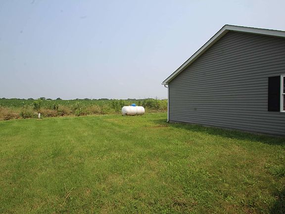 2nd image of 3640 Sycamore Ln