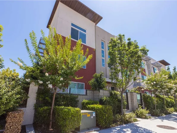 5786 Acacia Ln, Lakewood, CA 90712