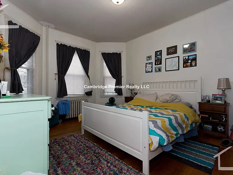 44 Easton St #2E — Photo 10
