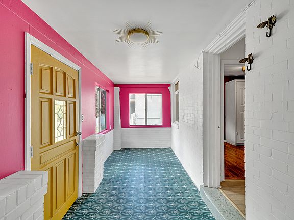 3rd image of 3828 Navajo St