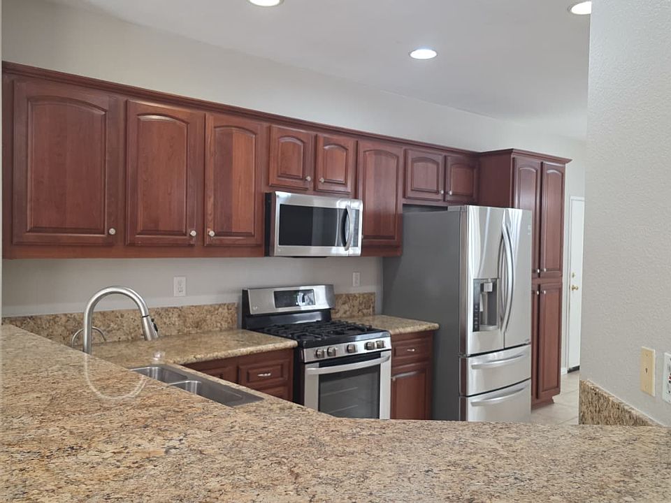 1st image of 10988 Ivy Hill Dr Unit 2