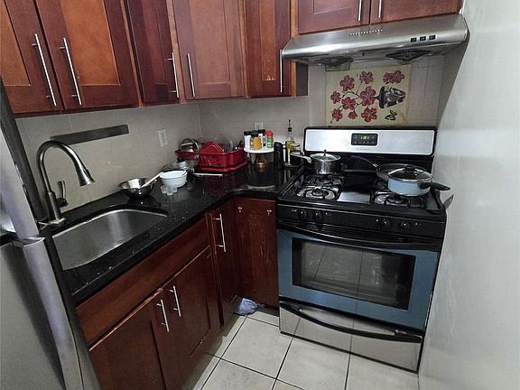 4th image of 4134 Haight Street #301