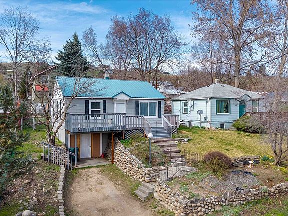 2nd image of 647 3rd Avenue