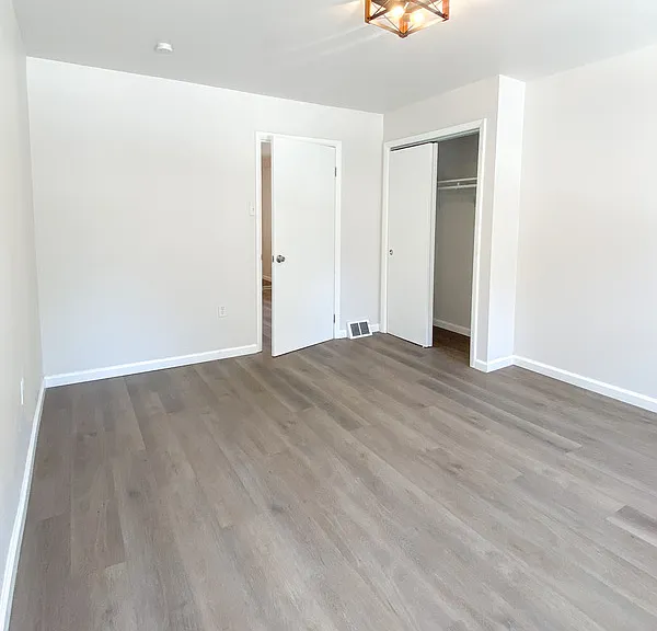 8 E Sycamore St #2 — Photo 15
