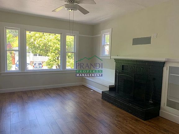 3rd image of 106 Union St APT 2
