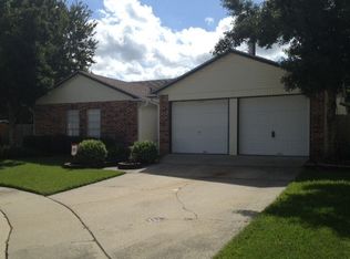 1800 Newbury Ct, Harvey, LA 70058
