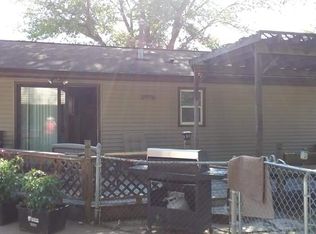 603 Waverly Rd, Davenport, IA 52804