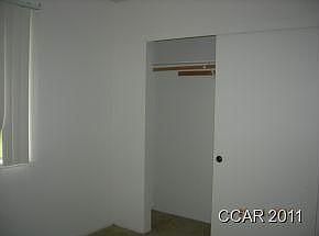 3rd image of 4084 Lakeview Dr