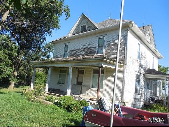 2nd image of 1752 440th St