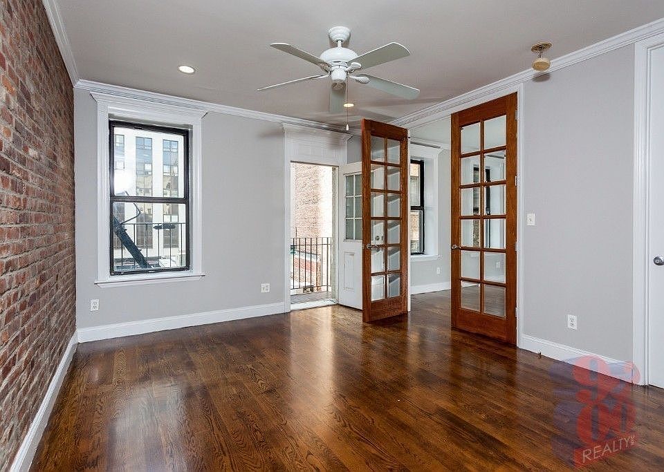 1st image of 340 E 18th St APT 2d