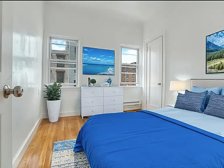 230 Leonard St #3F — Photo 2