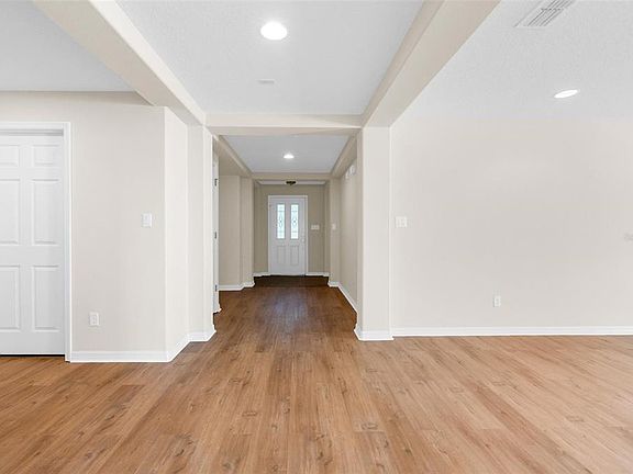 5th image of 2613 Breezy Meadow Rd